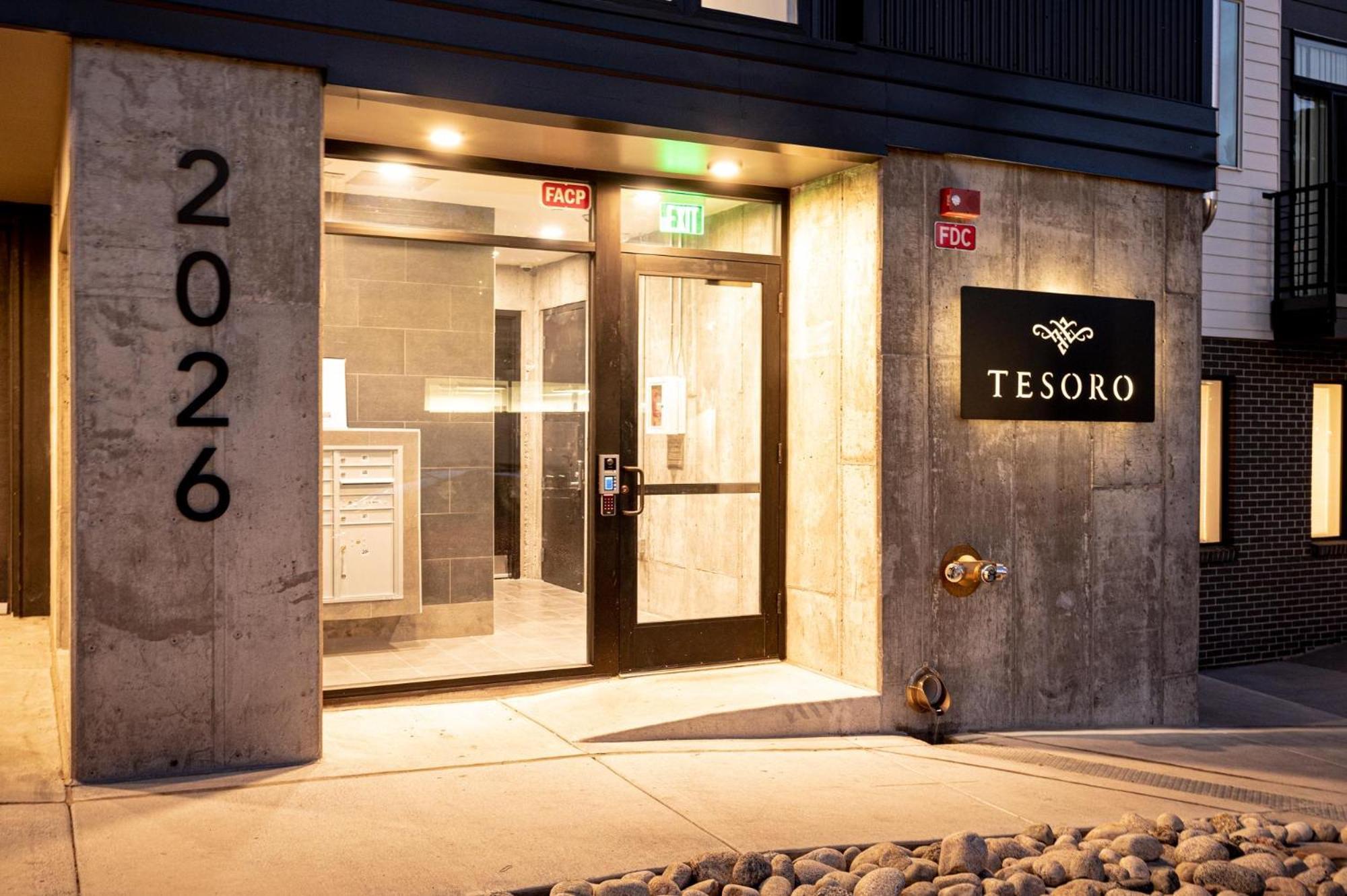 Brand New Condo - Walk To Empower Stadium - Tesoro Denver Ngoại thất bức ảnh